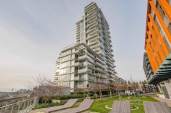 1804-258 Nelson's Court  New Westminster, BC V3L 0J9
