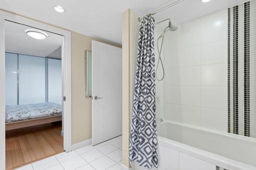 406-718 Main Street, Vancouver, BC 