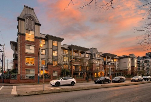 311-2478 Shaughnessy Street  Port Coquitlam, BC V3C 0A1