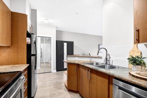 311-2478 Shaughnessy Street, Port Coquitlam, BC 