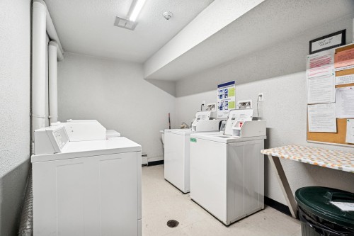 111-3787 4Th Avenue W, Vancouver, BC 