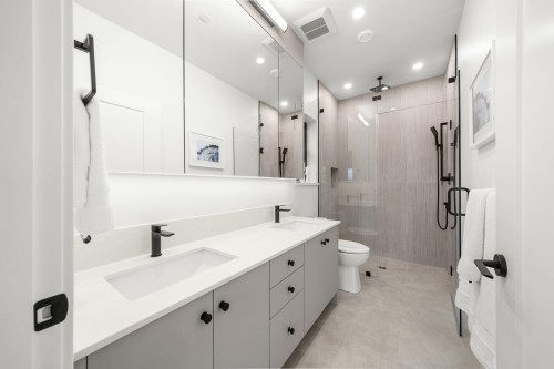 2-2247 Parker Street, Vancouver, BC 