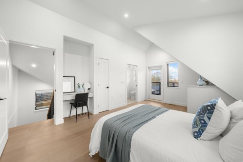 2-2247 Parker Street, Vancouver, BC 