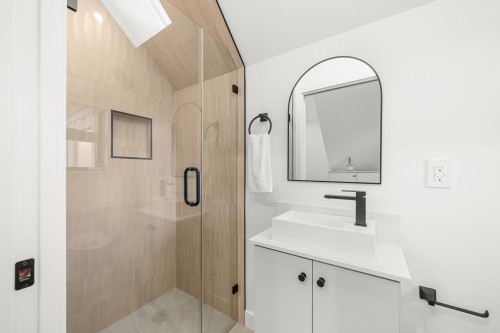 2-2247 Parker Street, Vancouver, BC 