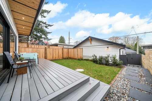 2-2247 Parker Street, Vancouver, BC 