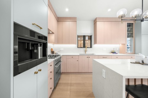 2-2247 Parker Street, Vancouver, BC 