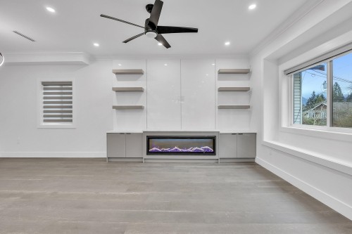 812 Montroyal Boulevard, North Vancouver, BC 