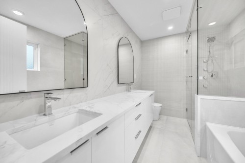 812 Montroyal Boulevard, North Vancouver, BC 