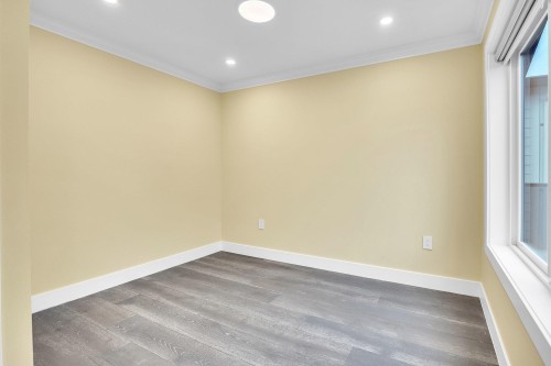 812 Montroyal Boulevard, North Vancouver, BC 