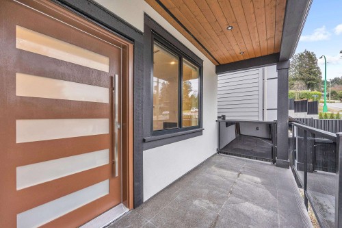 812 Montroyal Boulevard, North Vancouver, BC 