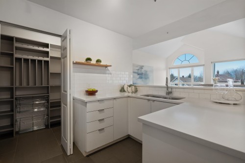 403-1623 2Nd Avenue E, Vancouver, BC 