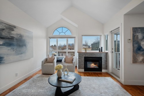 403-1623 2Nd Avenue E, Vancouver, BC 