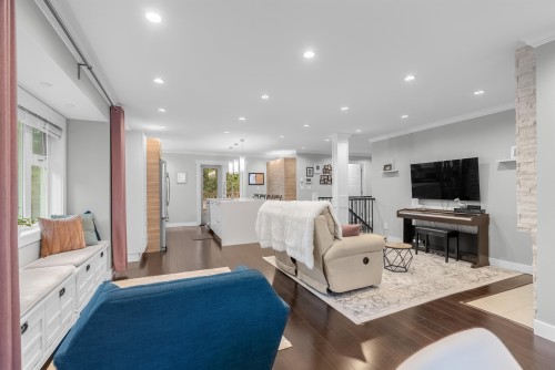 937 Thermal Drive, Coquitlam, BC 