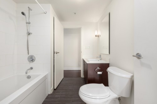 302-7080 No. 3 Road, Richmond, BC 