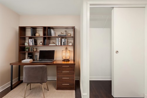 302-7080 No. 3 Road, Richmond, BC 