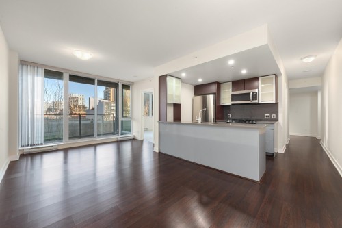 302-7080 No. 3 Road, Richmond, BC 