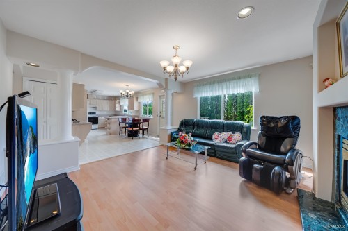 2870 Stanley Place, Coquitlam, BC 