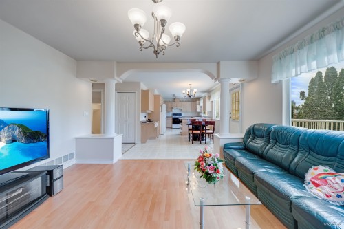 2870 Stanley Place, Coquitlam, BC 