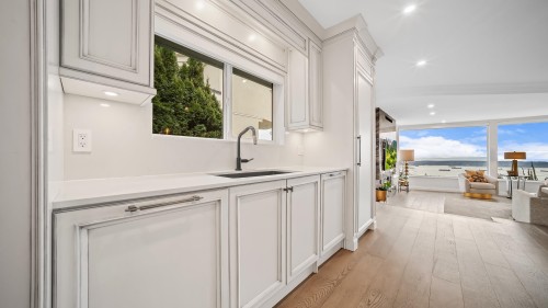 1439 Chippendale Road, West Vancouver, BC 