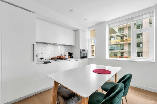 906-1180 Broughton Street, Vancouver, BC 