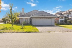 4881 63a Street  Delta, BC V4K 5A1