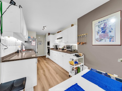 302-3670 Banff Court, North Vancouver, BC 