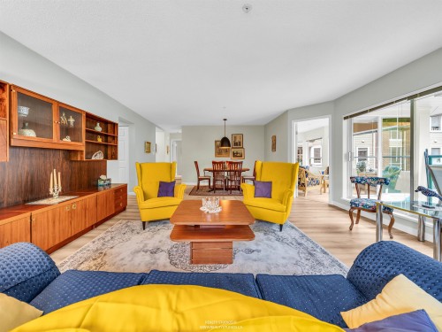 302-3670 Banff Court, North Vancouver, BC 