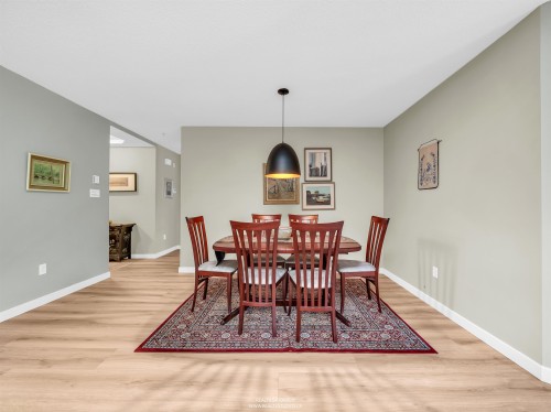 302-3670 Banff Court, North Vancouver, BC 