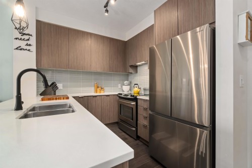 503-9168 Slopes Mews, Burnaby, BC 