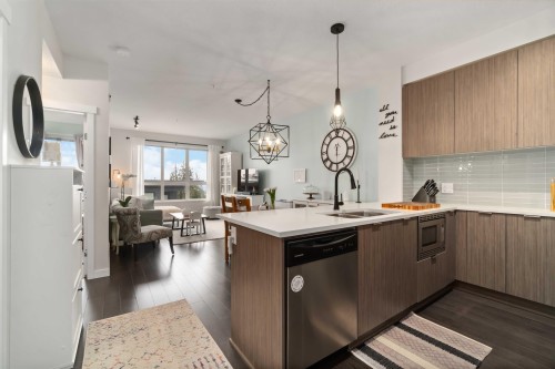 503-9168 Slopes Mews, Burnaby, BC 