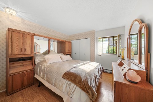 567 Clare Avenue, Burnaby, BC 