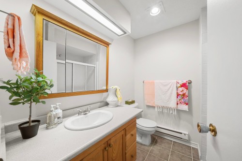 567 Clare Avenue, Burnaby, BC 