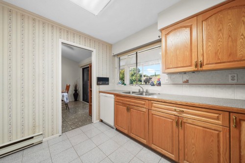 567 Clare Avenue, Burnaby, BC 