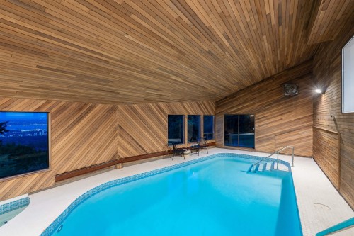 1521 Chartwell Drive, West Vancouver, BC 