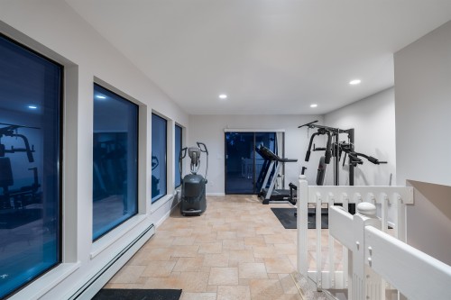 1521 Chartwell Drive, West Vancouver, BC 