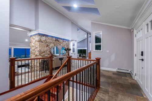 1521 Chartwell Drive, West Vancouver, BC 