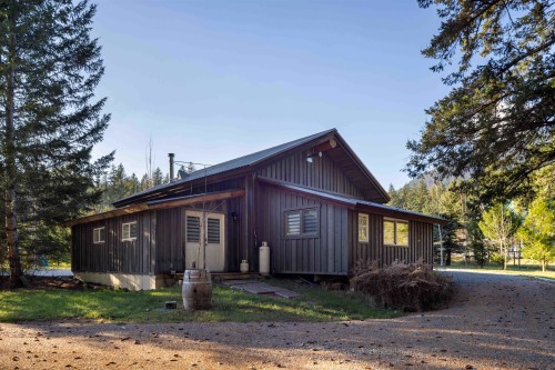 7703 Pemberton Portage Road, Pemberton, BC 