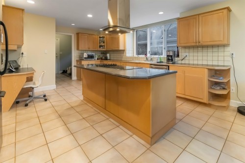 8405 Gillnet Place, Vancouver, BC 