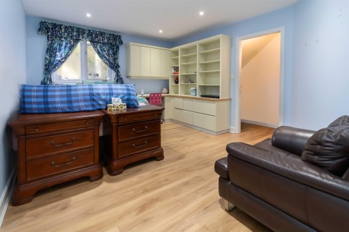 8405 Gillnet Place, Vancouver, BC 