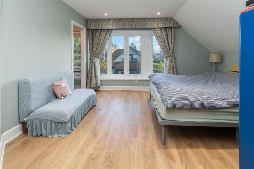 8405 Gillnet Place, Vancouver, BC 