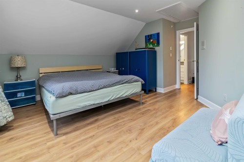 8405 Gillnet Place, Vancouver, BC 