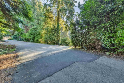 430 Macbeth Crescent, West Vancouver, BC 