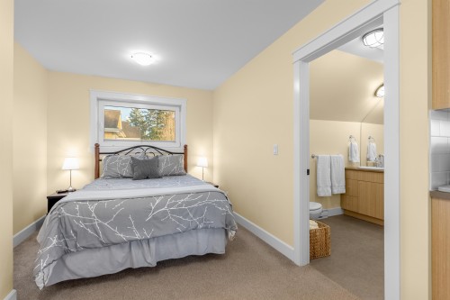 5095 44B Avenue, Delta, BC 