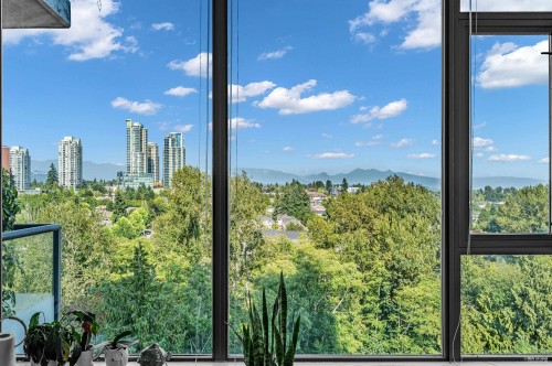 1606-7088 18Th Avenue, Burnaby, BC 