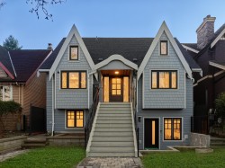 2540 Grant Street  Vancouver, BC V5K 3G7