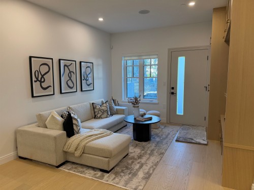 2540 Grant Street, Vancouver, BC 