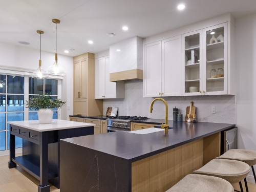 2540 Grant Street, Vancouver, BC 