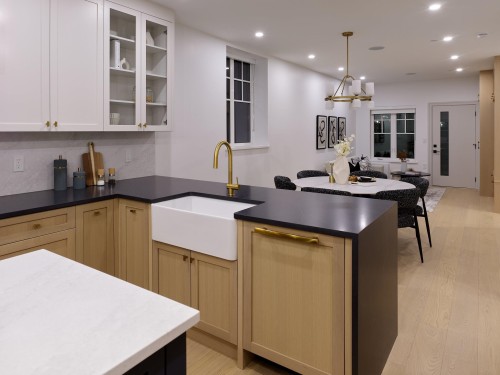 2540 Grant Street, Vancouver, BC 