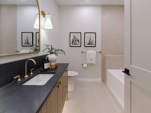 2540 Grant Street, Vancouver, BC 