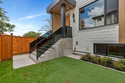 4-7750 Mayfield Street, Burnaby, BC 